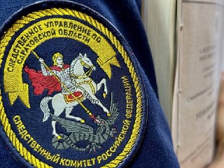 Штраф 50 тысяч за ДТП: мать вовлекла сына в опасное вождение