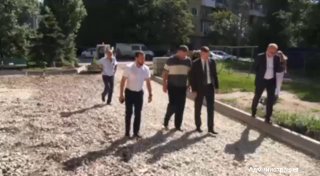 Ремонт 30 дворов в Энгельсе завершится до конца августа