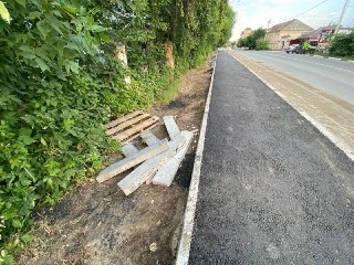 Проблемы с тротуарами в Вольске: Обращение к ремонтникам