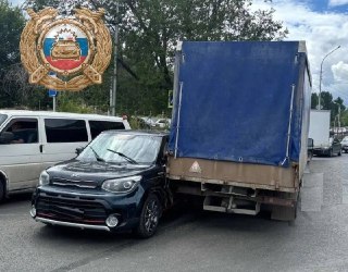 В Саратове произошла авария с участием несовершеннолетней пассажирки